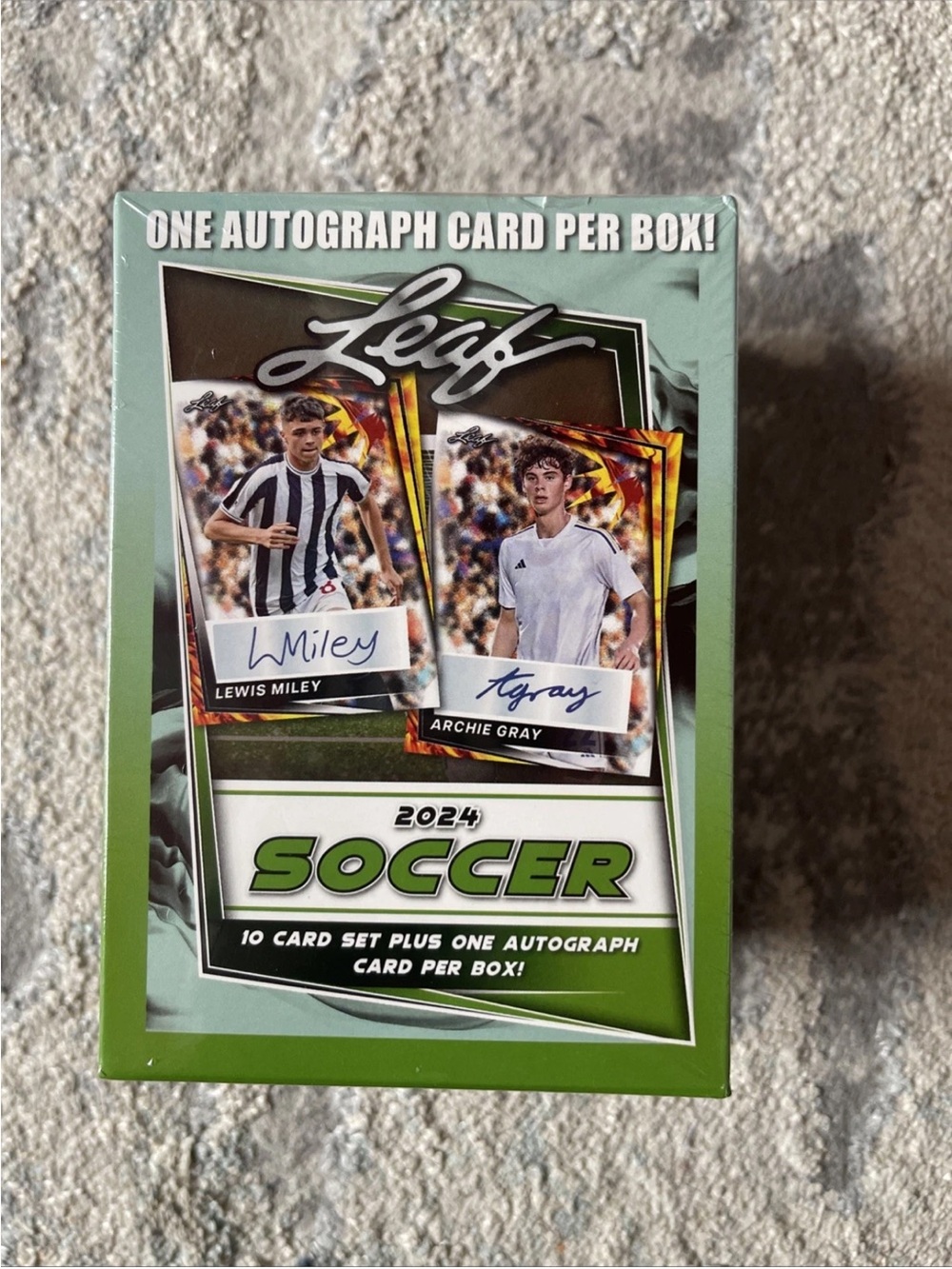 2024 Soccer Trading Card Box - Green Packaging